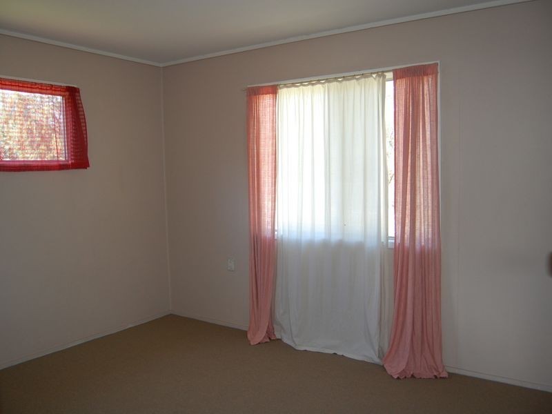 138 Railway Parade, Woodridge QLD 4114