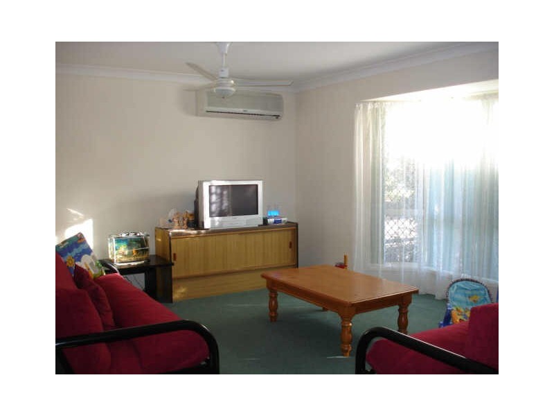 4a Rutyna Crescent, Crestmead QLD 4132