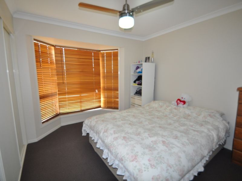 9 Houston Drive, Crestmead QLD 4132