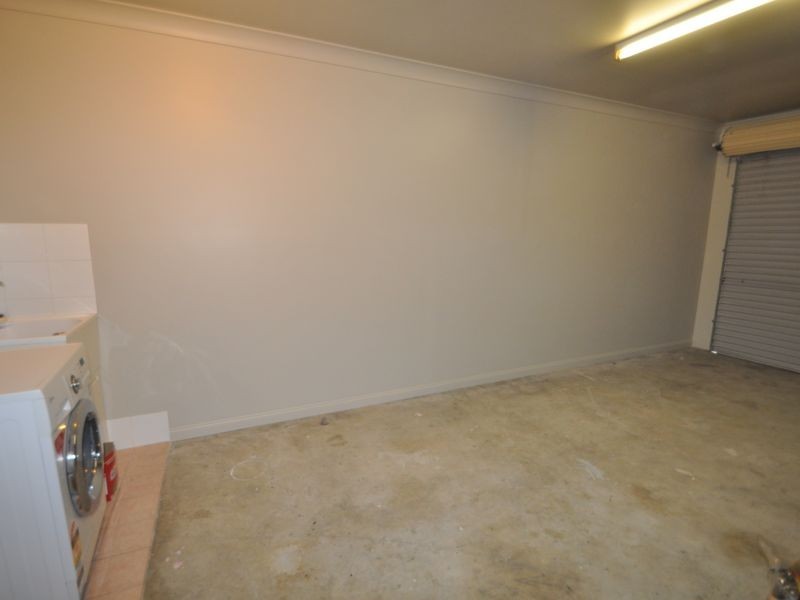 9 Houston Drive, Crestmead QLD 4132