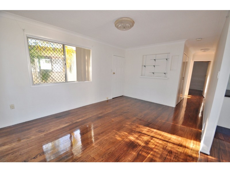 27 Jarrah Crescent, Logan Central QLD 4114