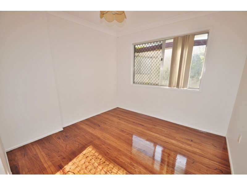 27 Jarrah Crescent, Logan Central QLD 4114