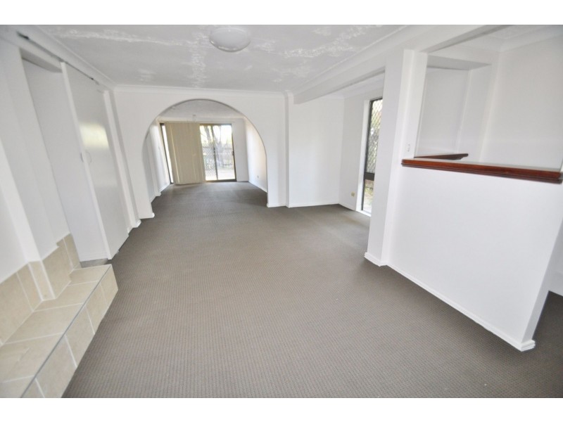 27 Jarrah Crescent, Logan Central QLD 4114