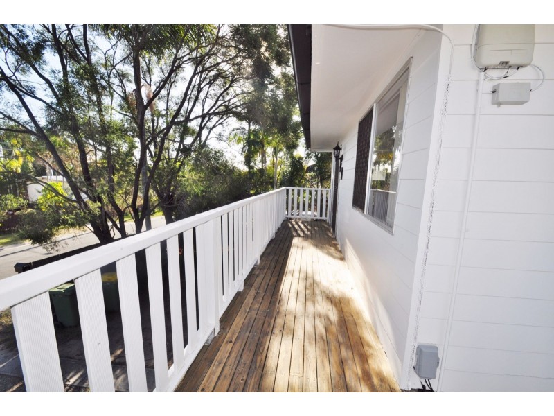 27 Jarrah Crescent, Logan Central QLD 4114