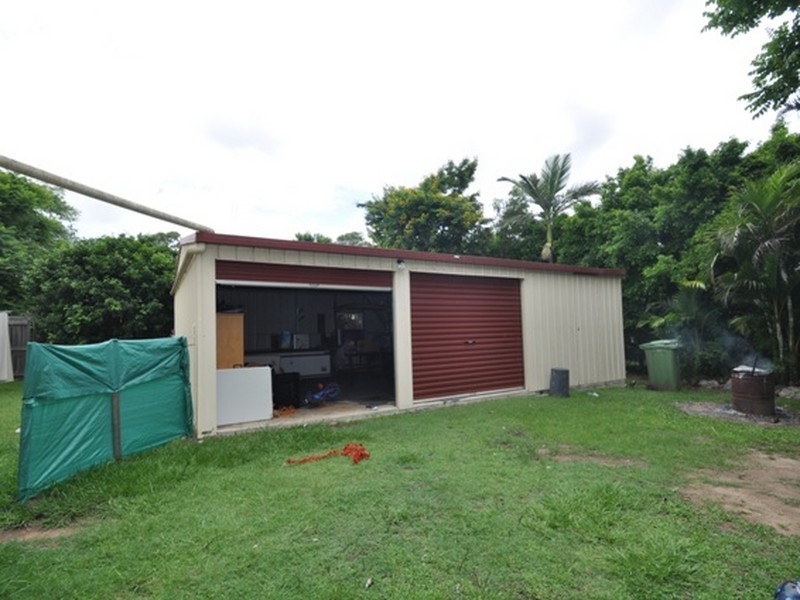 77 Aquarius Drive, Kingston QLD 4114