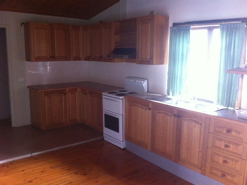 31 Bruce Road, Woodridge QLD 4114