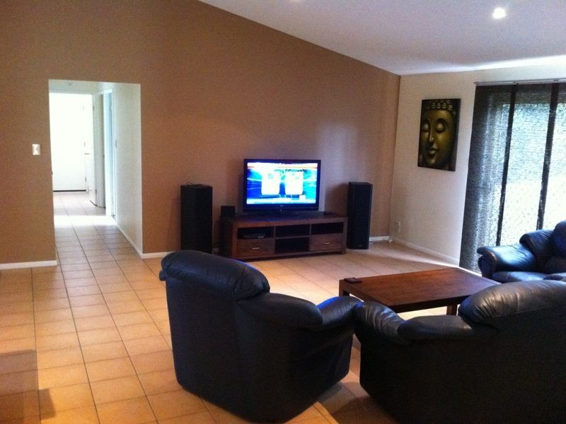 30 Lyrebird Street, Loganlea QLD 4131