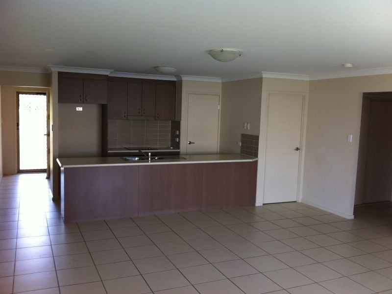 1 Airedale Court, Marsden QLD 4132