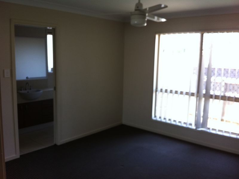 1 Airedale Court, Marsden QLD 4132