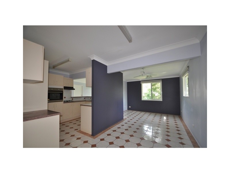 5 Sithney Street, Kingston QLD 4114