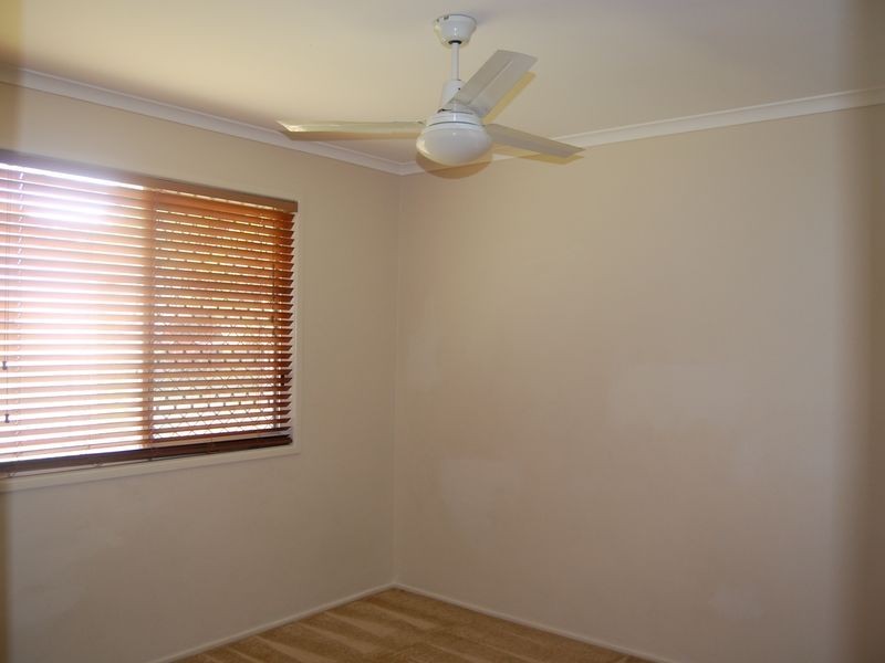 1 Peppermint Street, Crestmead QLD 4132