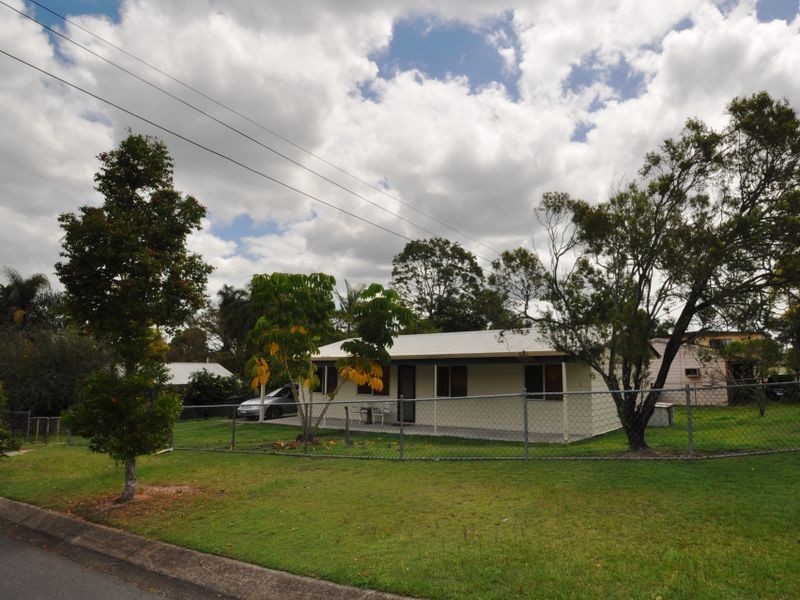 1 Peppermint Street, Crestmead QLD 4132