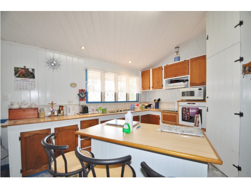 64 Laughlin Street, Kingston QLD 4114