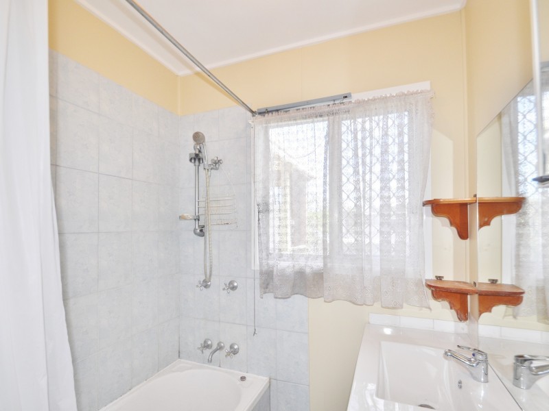 14 Ashton Street, Kingston QLD 4114