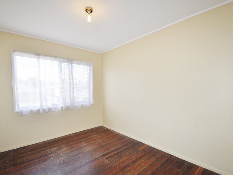 14 Ashton Street, Kingston QLD 4114