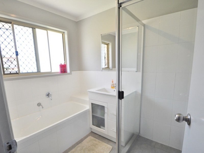 104 Barossa Street, Kingston QLD 4114