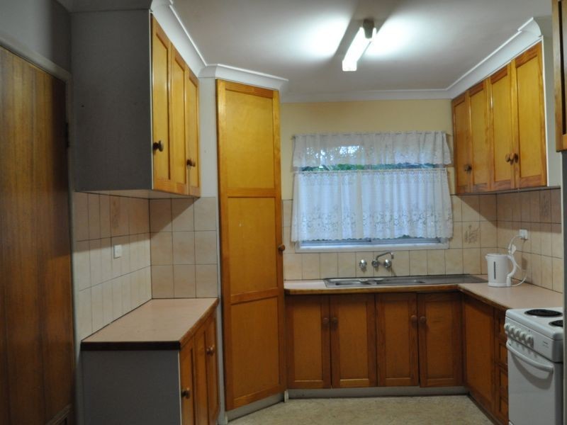 13 Karabil St, Kingston QLD 4114