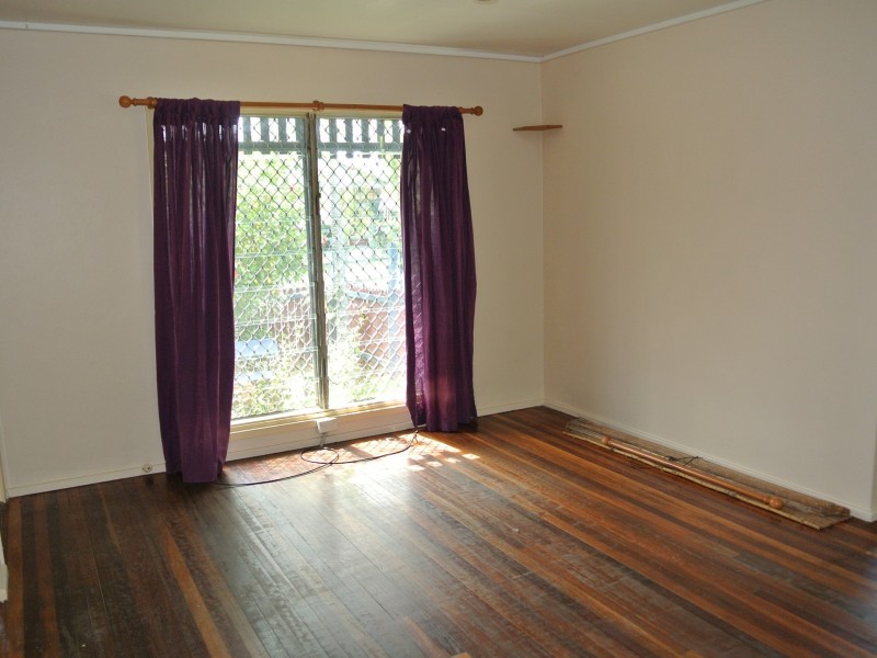 4 Toolooma Street, Logan Central QLD 4114