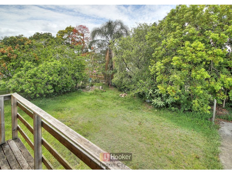 42 Elm Avenue, Woodridge QLD 4114