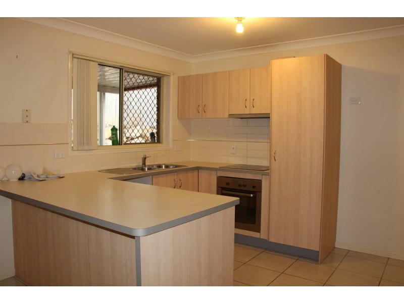 9 Holling Close, Kuraby QLD 4112