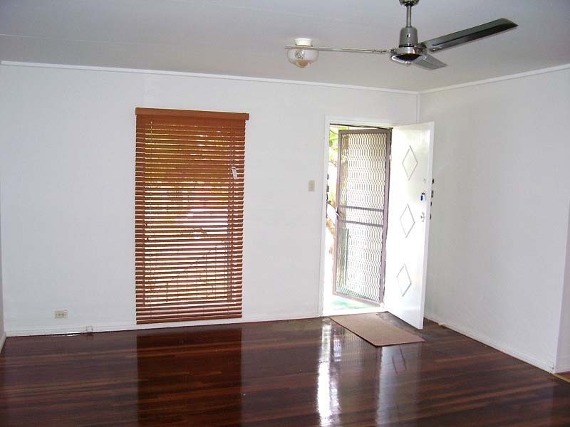 11 Monash Street, Woodridge QLD 4114