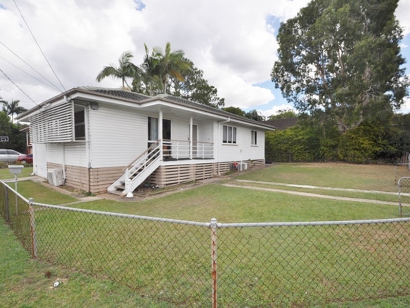 18 Hunter Street, Woodridge QLD 4114