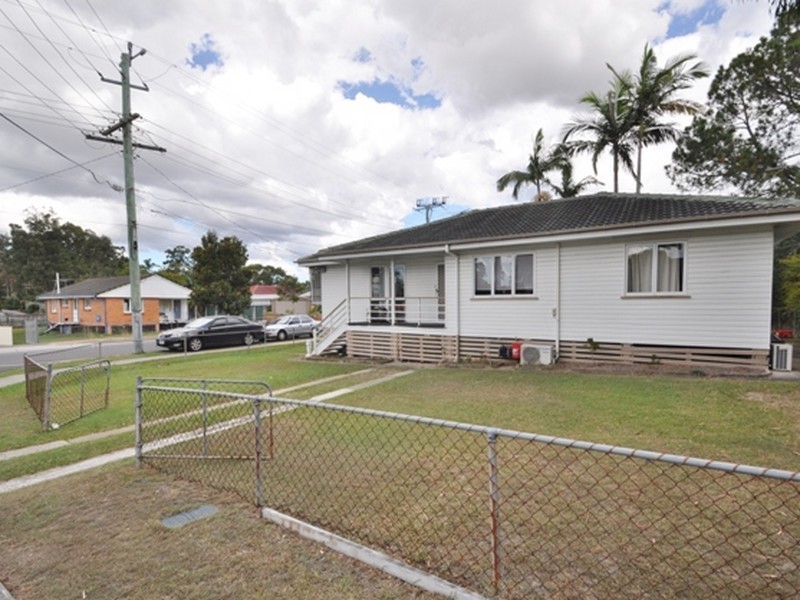 18 Hunter Street, Woodridge QLD 4114