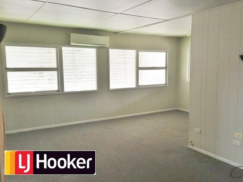 18 Hunter Street, Woodridge QLD 4114