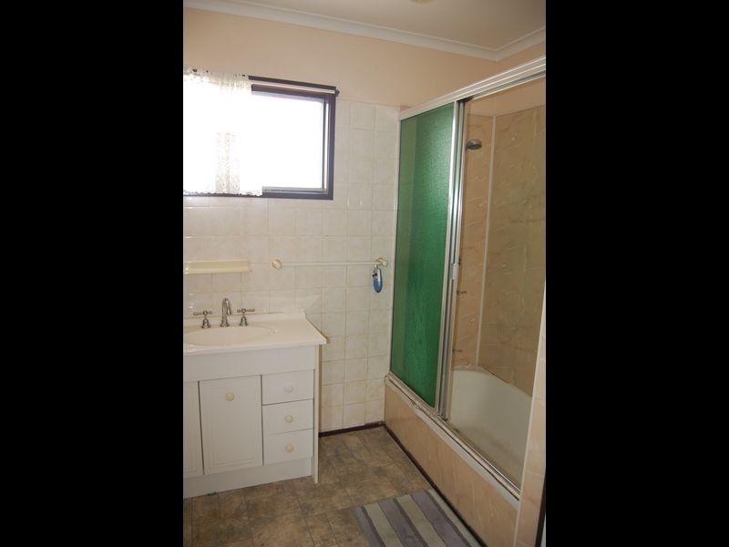 39 Redford  Street, Kingston QLD 4114