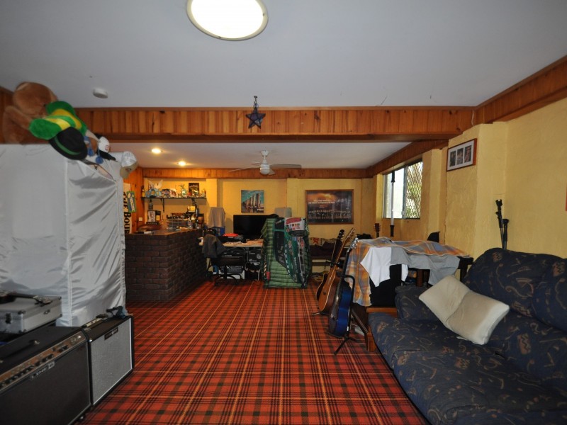 37 Laughlin Street, Kingston QLD 4114