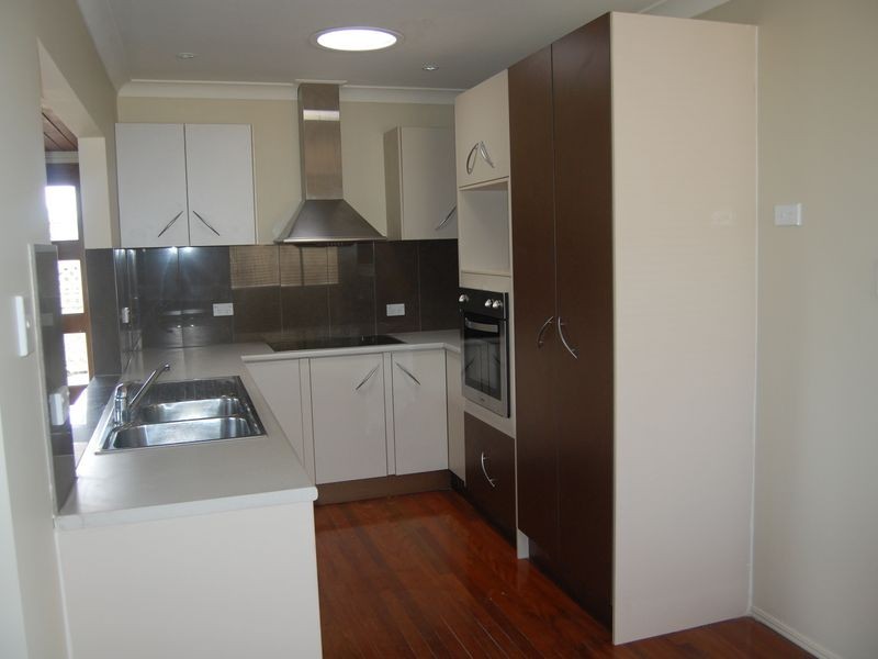 22 Poppy Street, Kingston QLD 4114