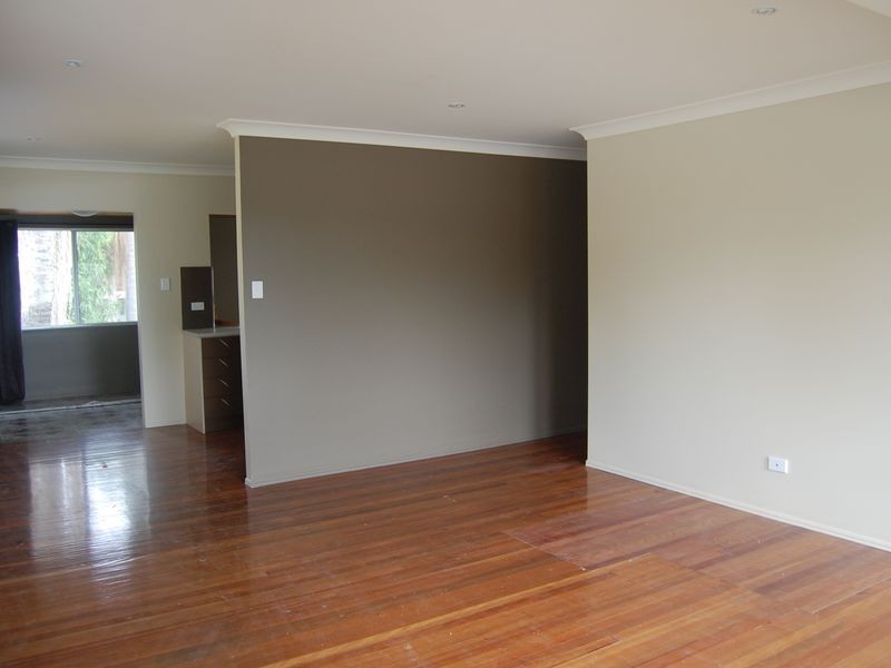 22 Poppy Street, Kingston QLD 4114