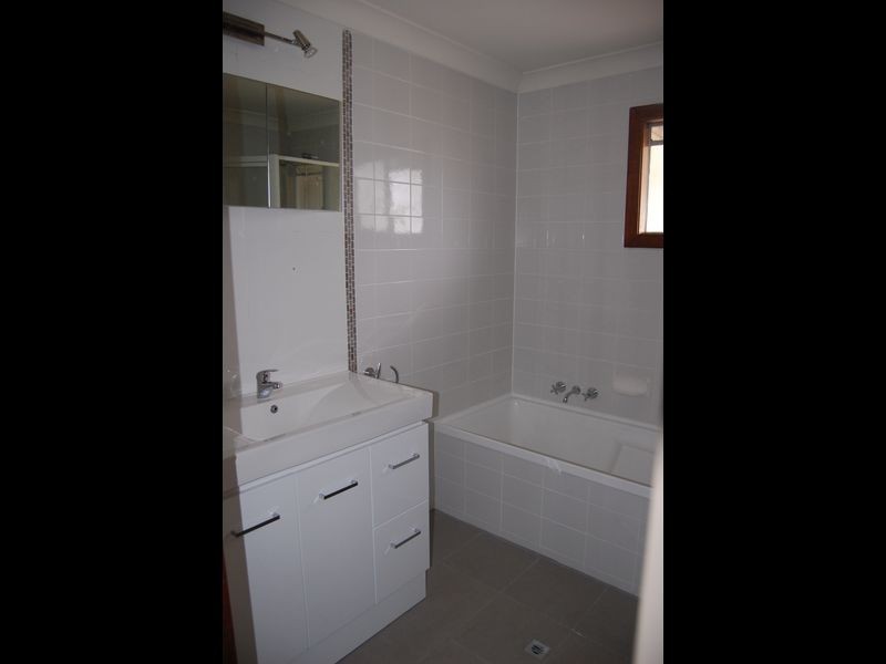 22 Poppy Street, Kingston QLD 4114