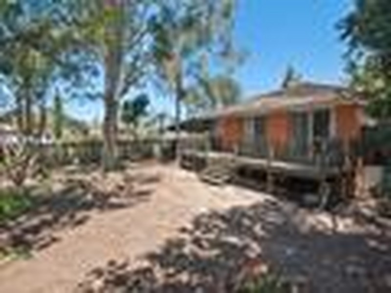 1 Nanda Street, Woodridge QLD 4114