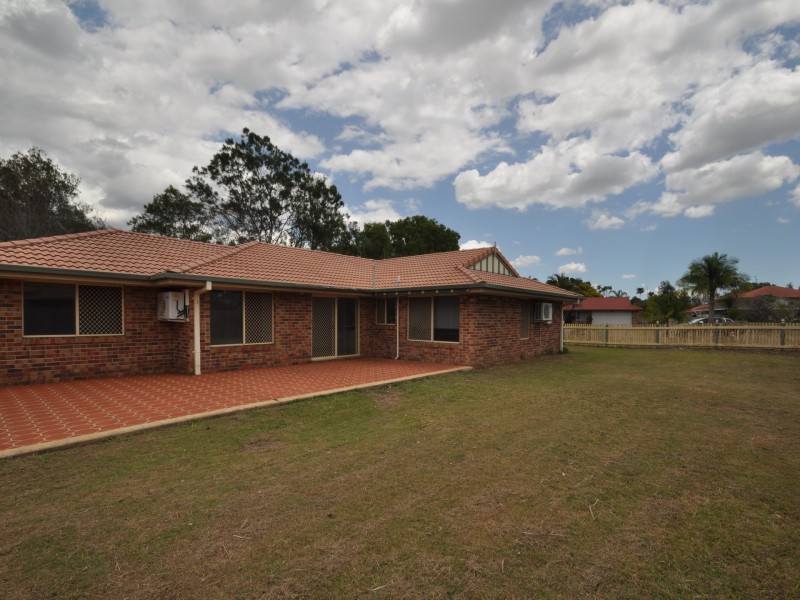 11 Kilsay Crescent, Meadowbrook QLD 4131