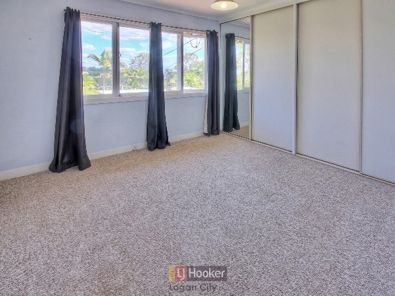 15 Collin Court, Kingston QLD 4114