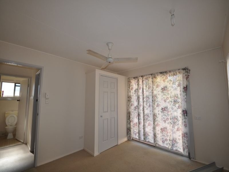 100 Jacaranda Avenue, Logan Central QLD 4114