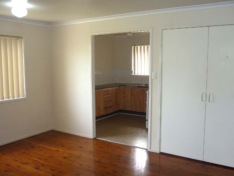 24 Hill Street, Kingston QLD 4114