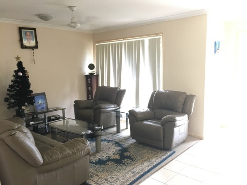 40 Spruce Street, Loganlea QLD 4131