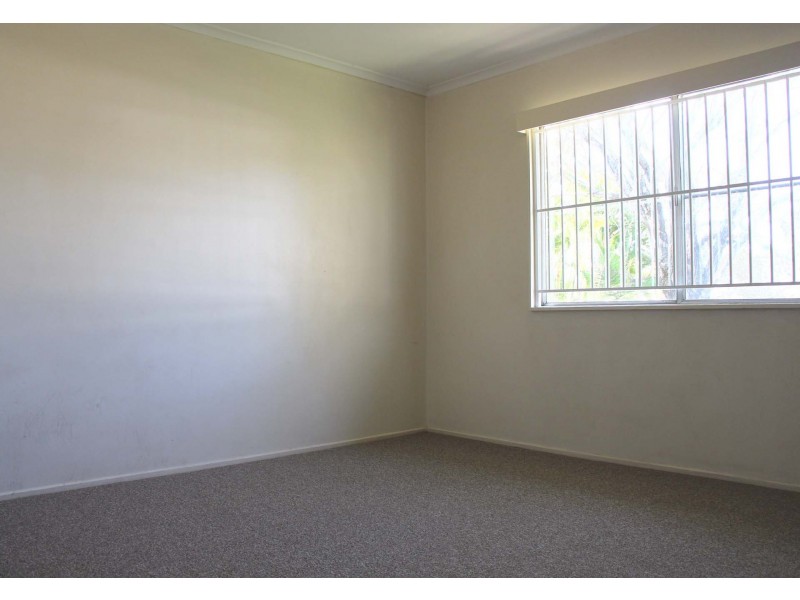 17 Pine Drive, Woodridge QLD 4114