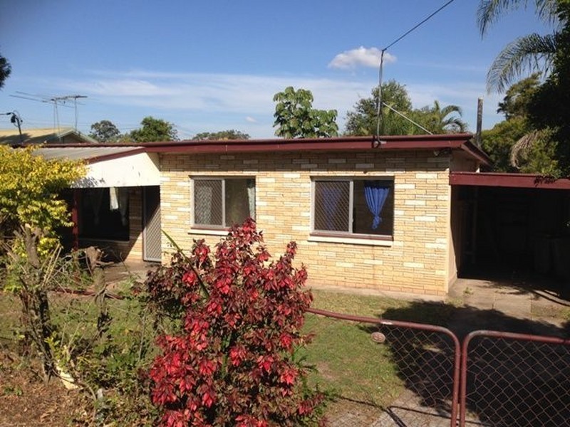 25 Bruce Road, Woodridge QLD 4114