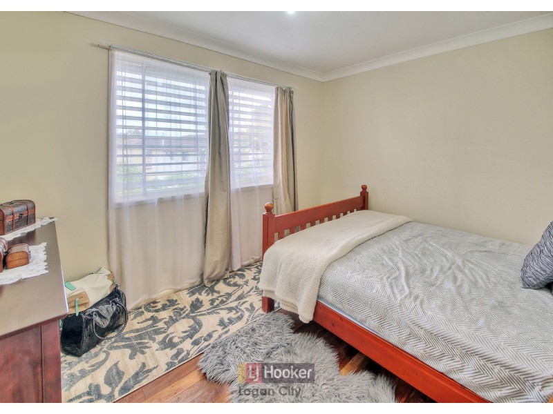 154 Railway Parade, Woodridge QLD 4114