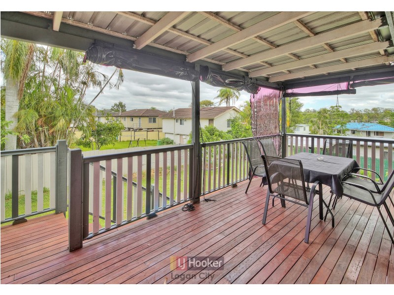 154 Railway Parade, Woodridge QLD 4114
