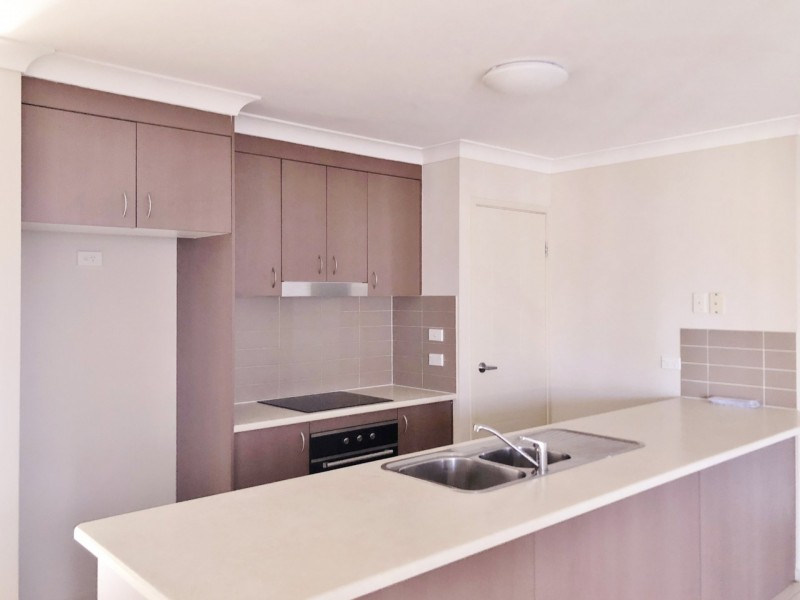1 Airedale Court, Marsden QLD 4132