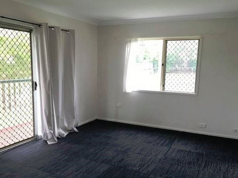 2 Prince Street, Woodridge QLD 4114