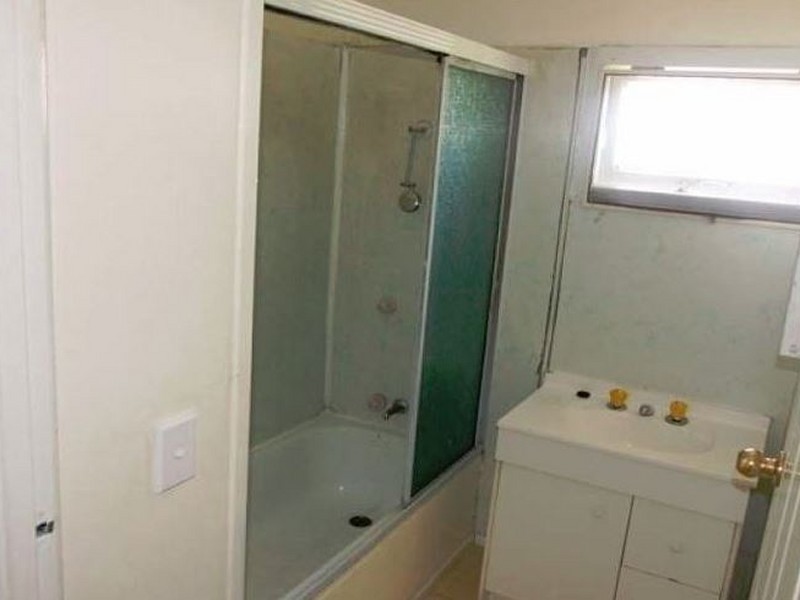 2 Prince Street, Woodridge QLD 4114