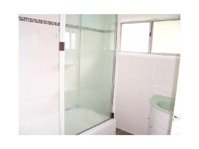 35 Windsor Street, Kingston QLD 4114