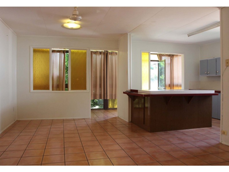 88 Smith Road, Woodridge QLD 4114