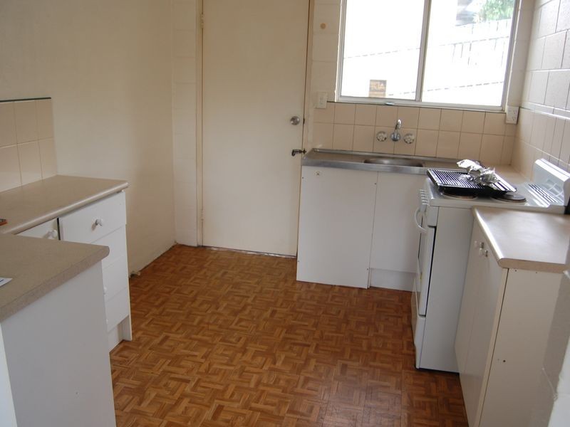 9/12 Defiance Road, Logan Central QLD 4114