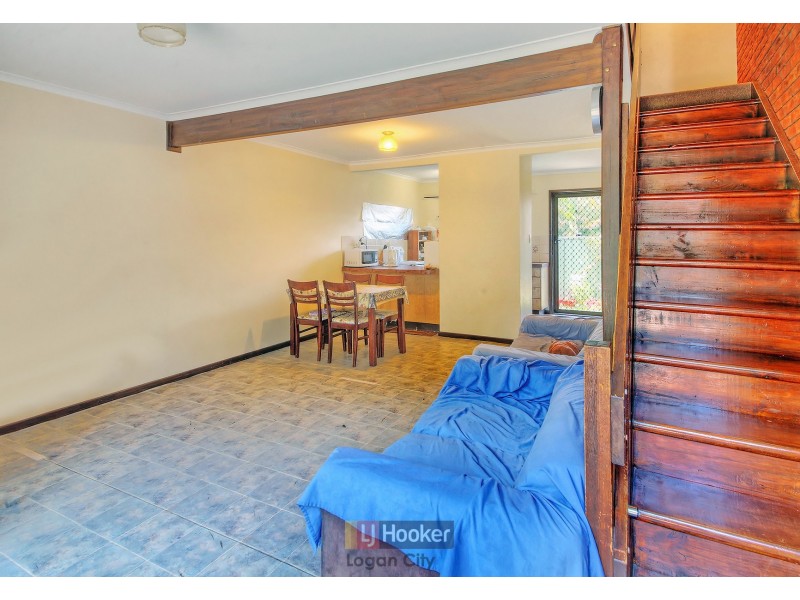 6/24 Garfield Road, Logan Central QLD 4114